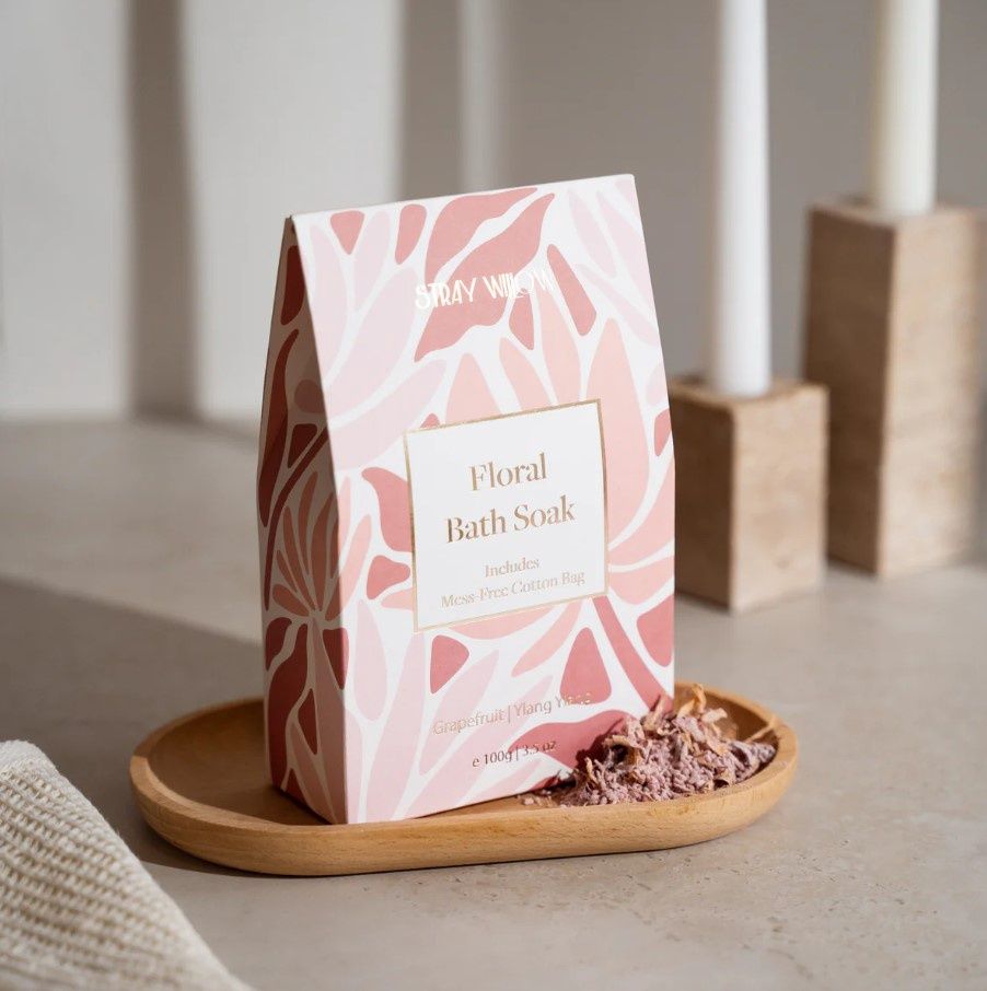 Stray Willow Floral Bath Soak, Scent: Grapefruit