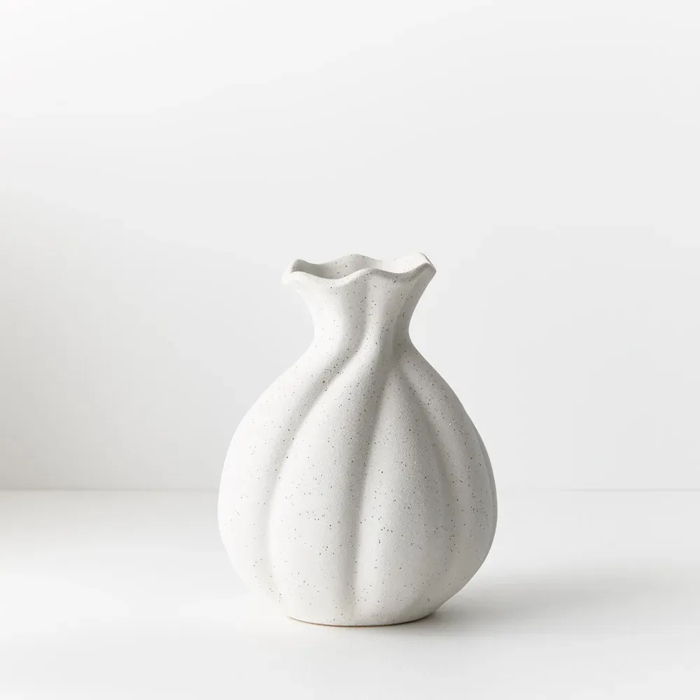 Hana Vase