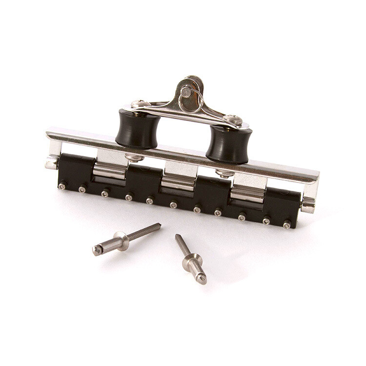TRAVELER CAR ASSEMBLY