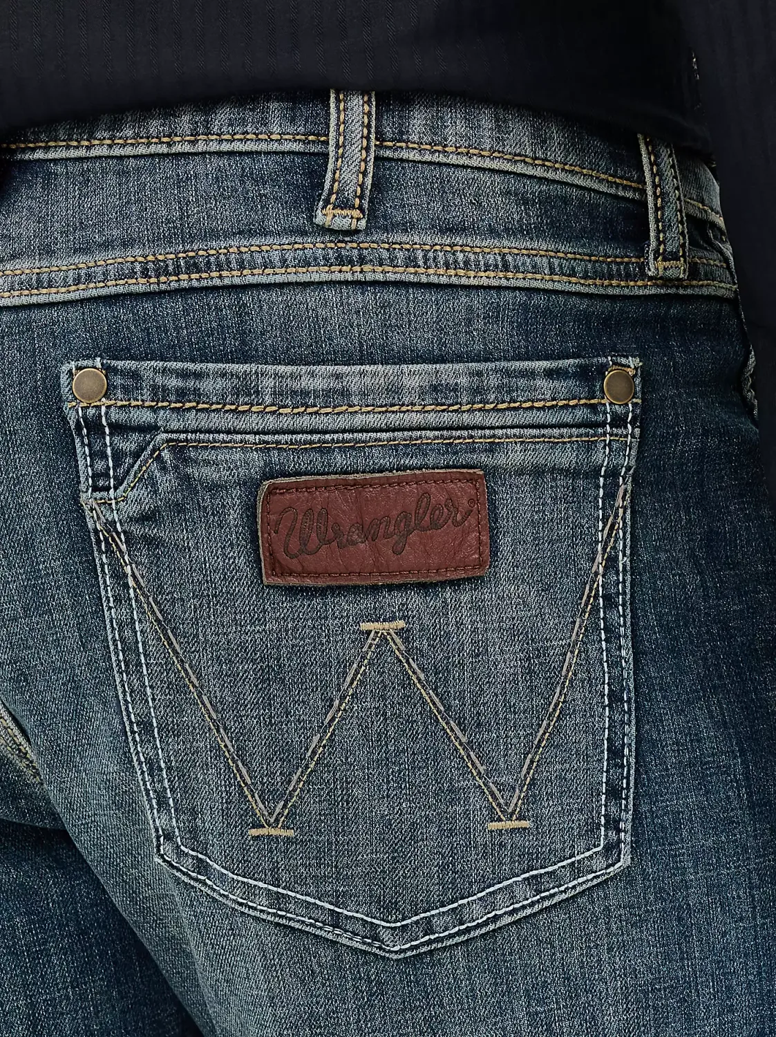 Men's Wrangler Retro® Slim Fit Bootcut Jean WLT77LY