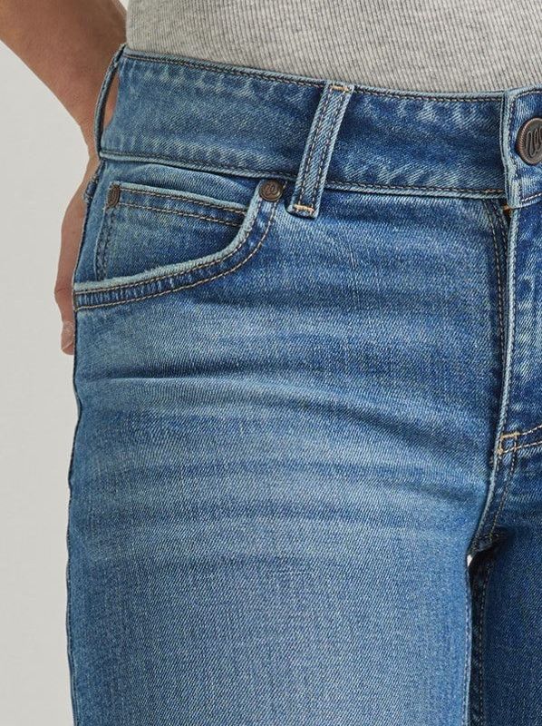 Women's Wrangler Mae Medium Wash Mid Rise Stretch Trouser Jeans 112338905