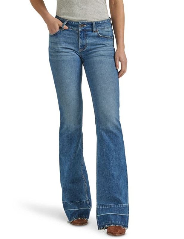 Women's Wrangler Mae Medium Wash Mid Rise Stretch Trouser Jeans 112338905