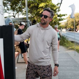 Burlebo Performance Hoodie - Sandstone