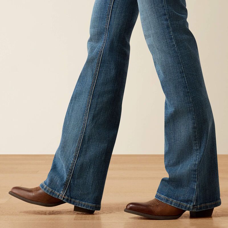 Ariat Women's Perfect Rise Maggie Boot Cut Jeans 10079031