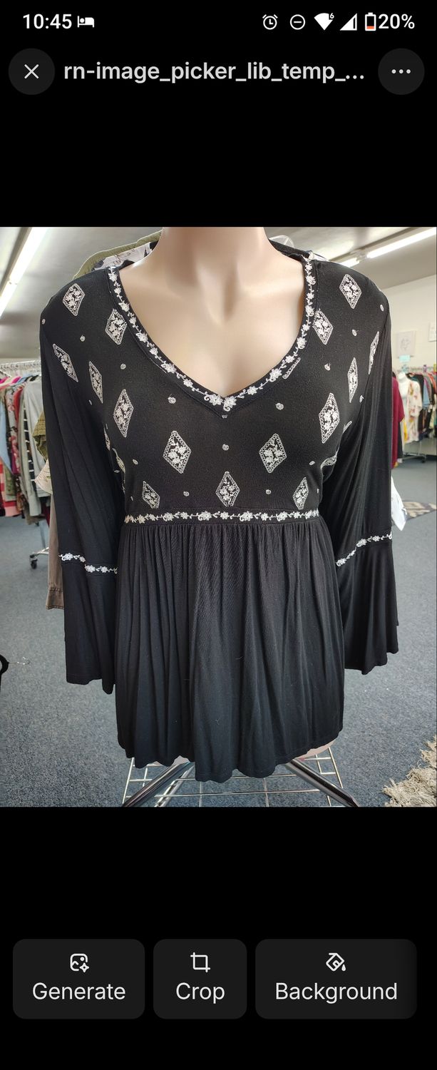 Torrid black embroidered babydoll knit top size 4x