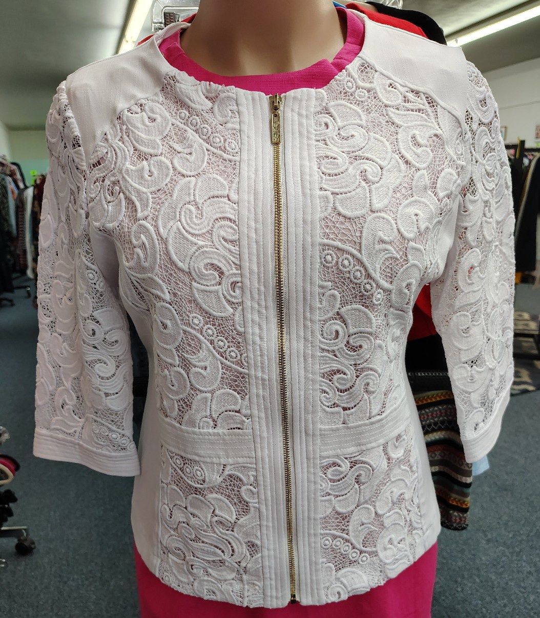 Draper's and Damon's white lace jacket size xl
