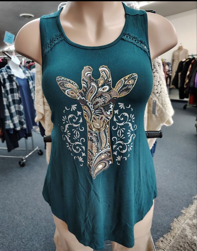 Torrid super soft knit teal giraffe tank top size 0x