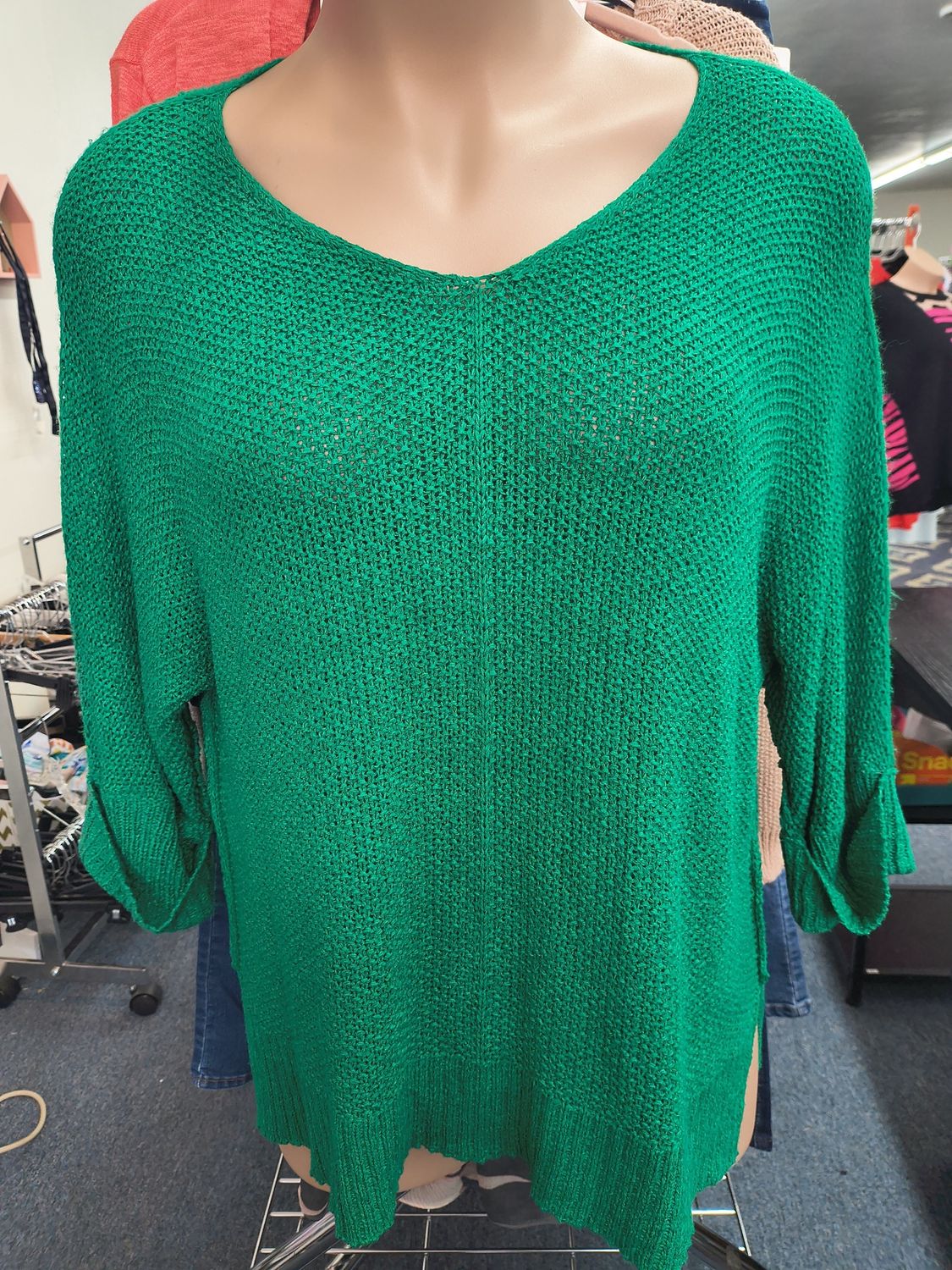 ee some kelly green lightweight sweater size 1x/2x