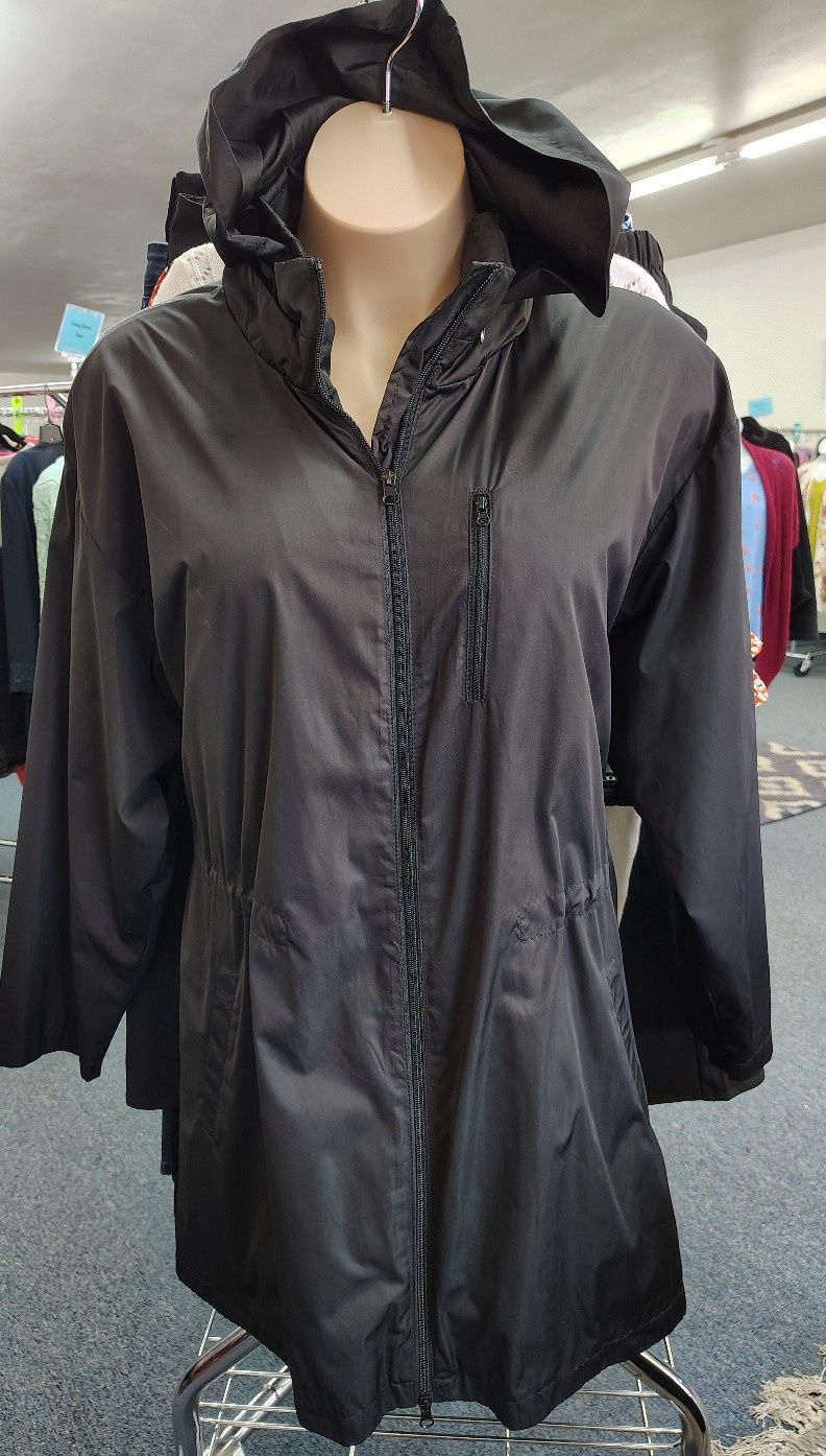 Stylus black long rain jacket with hood size 2x