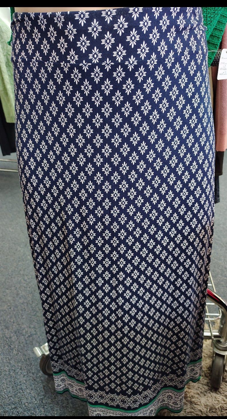 Liz Claiborne blue and green knit maxi skirt size xl