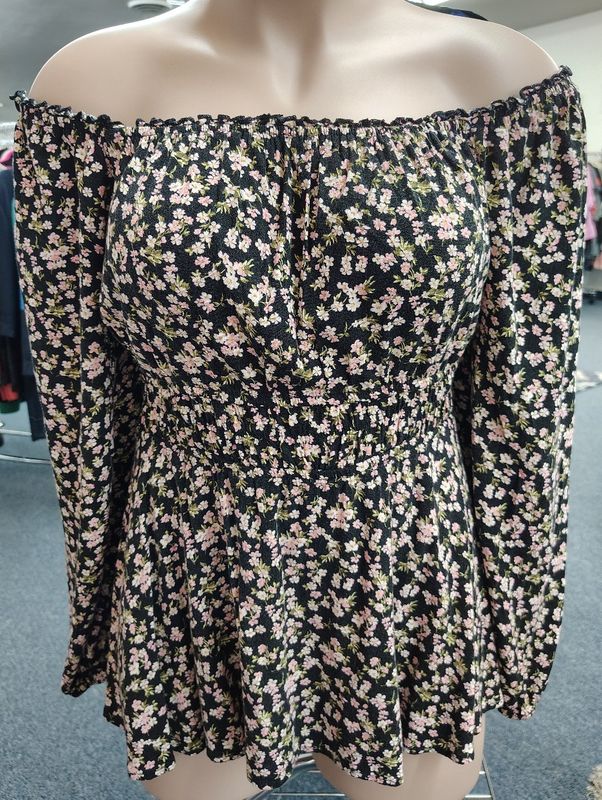 Torrid floral off the shoulder babydoll top size 5x