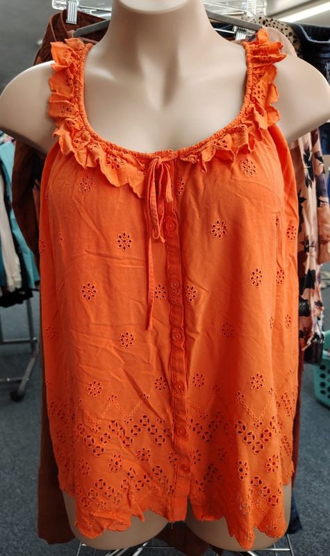 Torrid orange eyelet tank top size 5x
