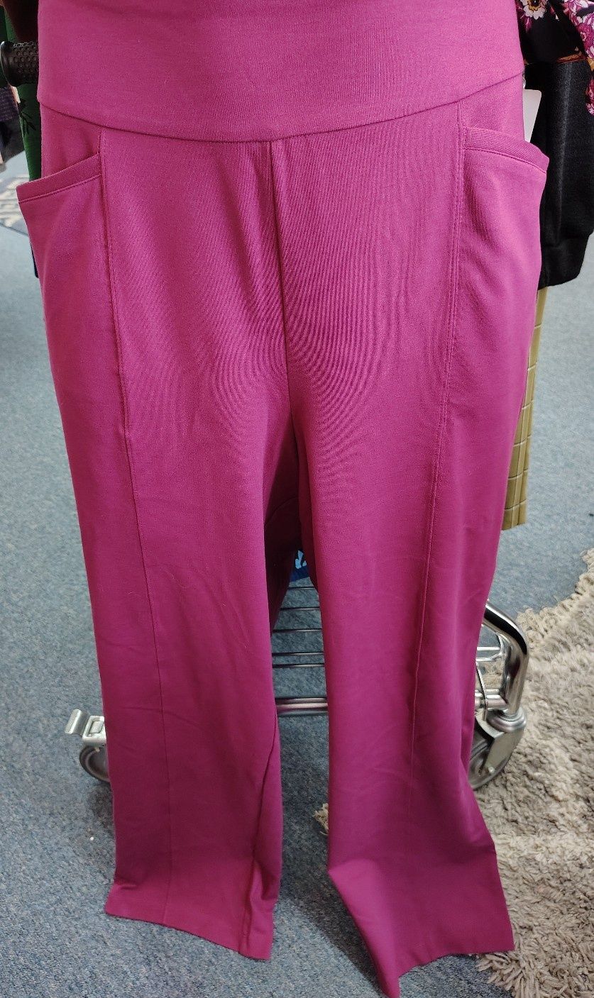 Cato pink pull on dress pants size 22/24 3x