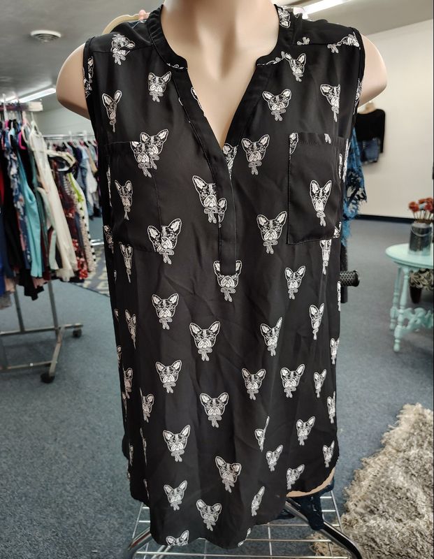Torrid Harper black sleeveless dog dressy top 5x