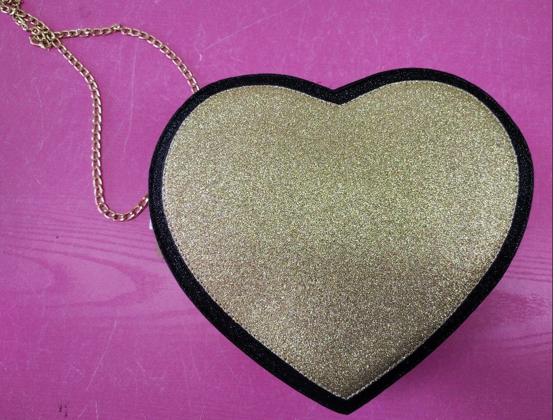 Glitter gold heart bag with chain strap new