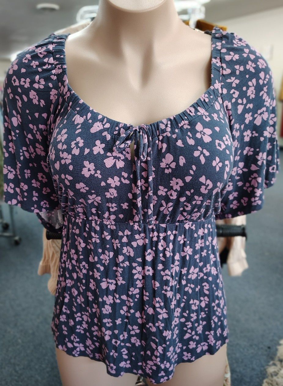 Lane Bryant floral babydoll top size 3x