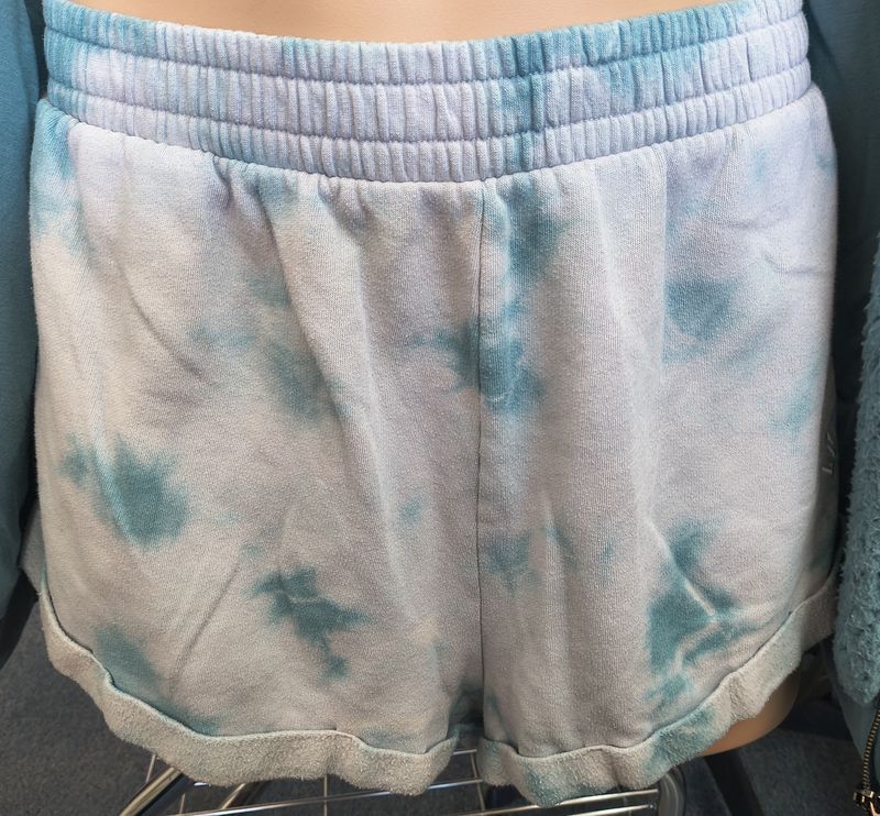 XXL Victorias Secret tie dye pull on shorts