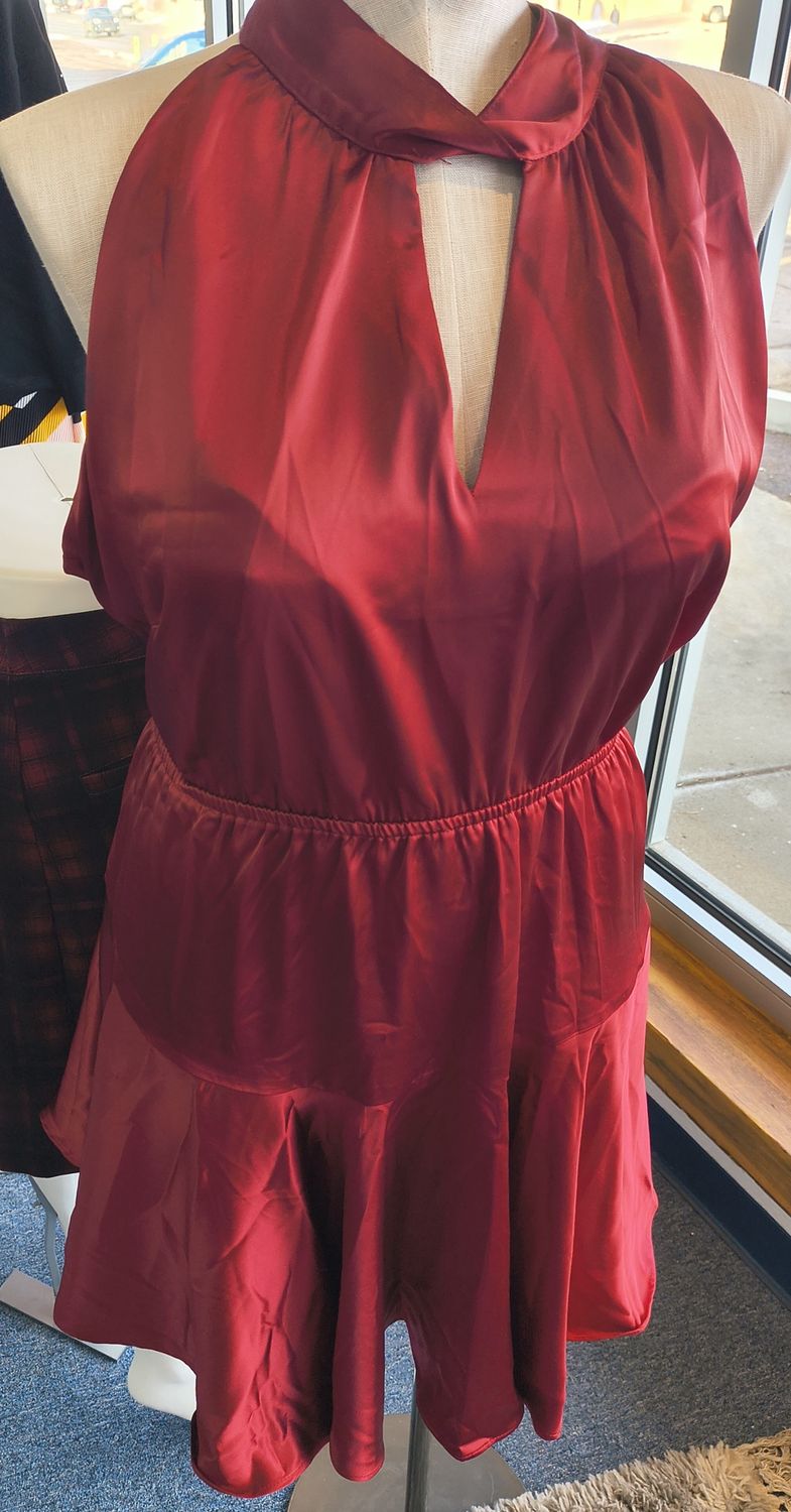 2x 22 Arula red shiny mini dress