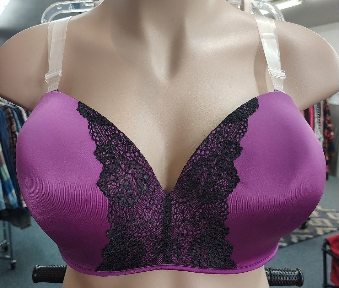 Cacique purple strapless bra with lace size 42F