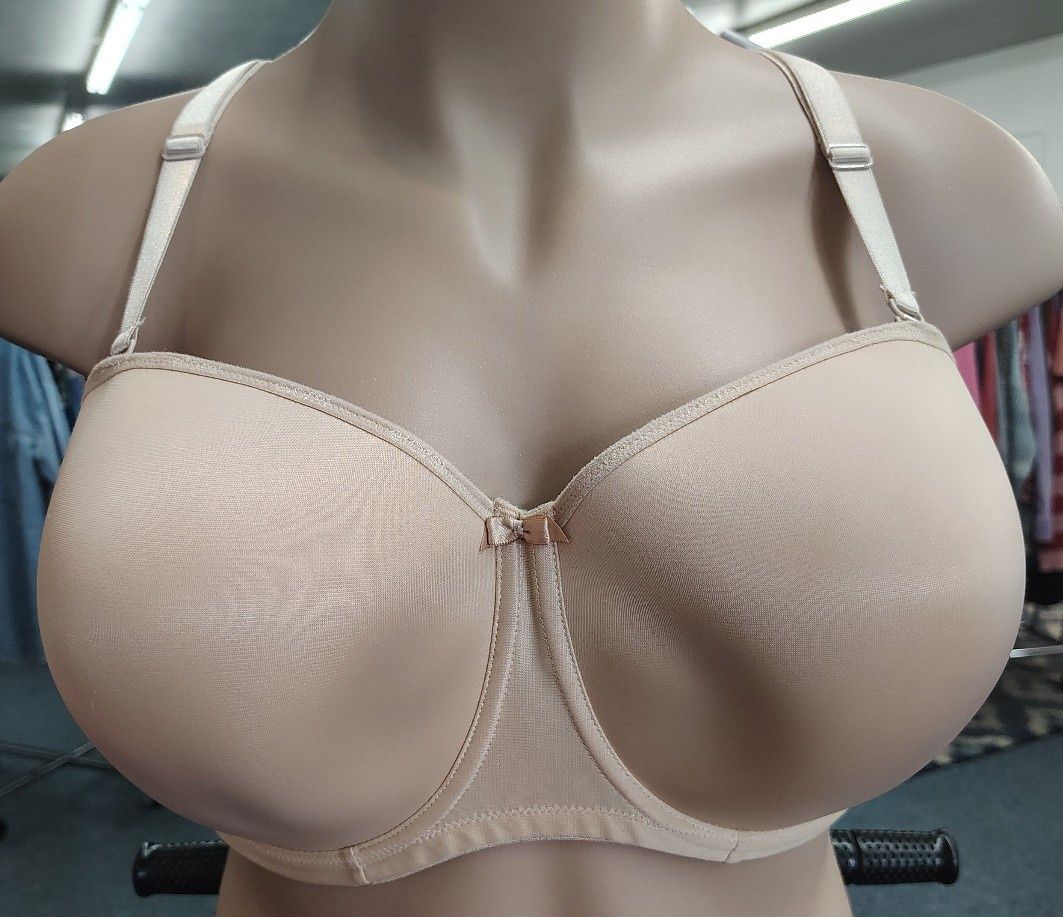 Elomi nude strapless bra size 44H