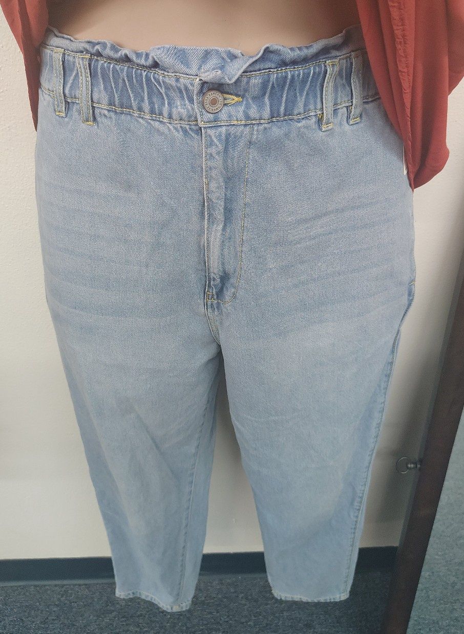 Kancan paper bag waist tapered leg jeans size 15
