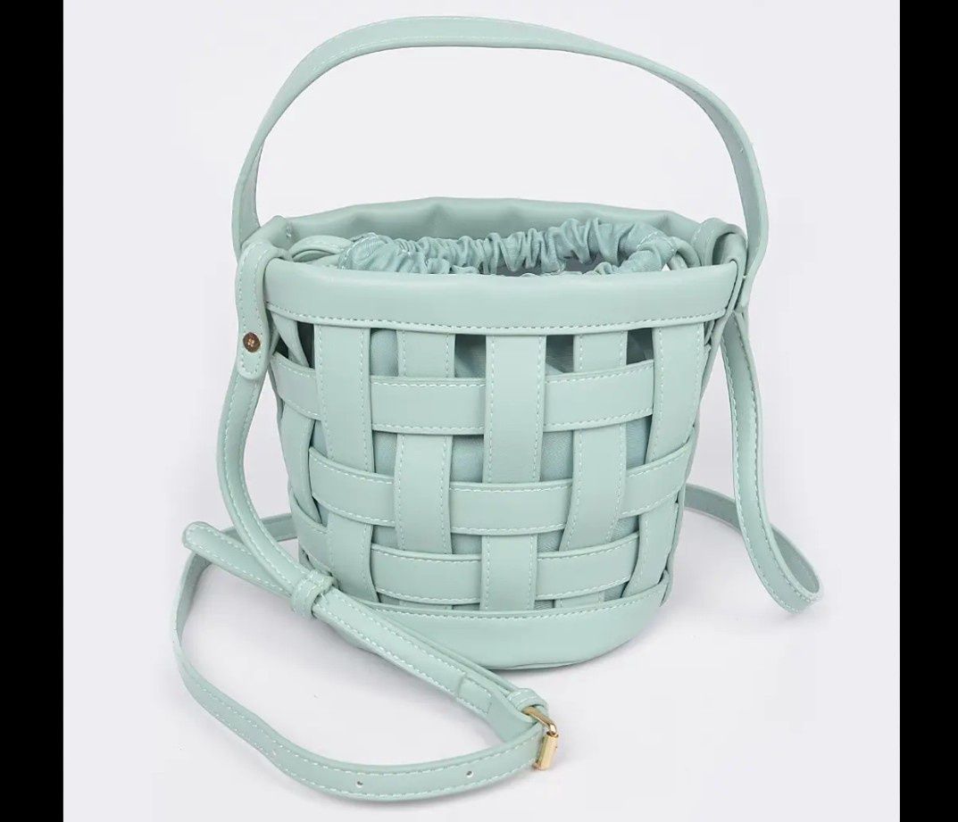 Light blue bucket bag with crossbody strap new
