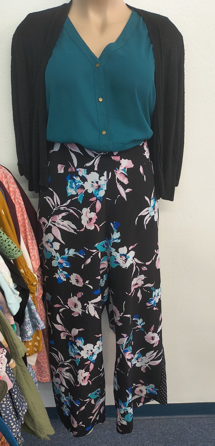 3x Lane Bryant floral and polja dot wide leg knit pants