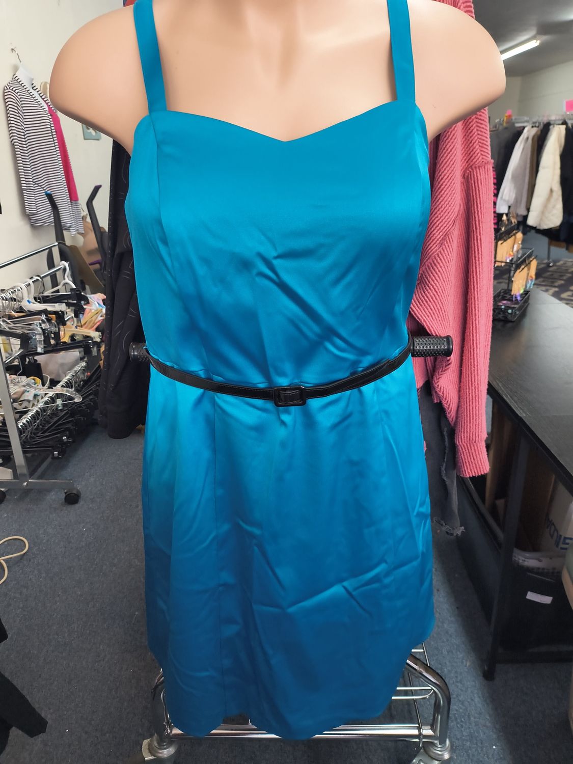 14 1x Lane Bryant blue sheath dress with belt