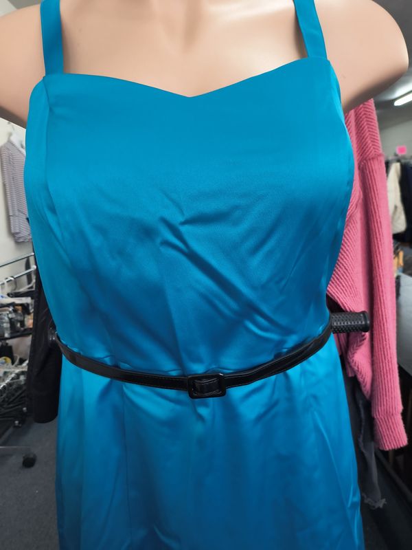 14 1x Lane Bryant blue sheath dress with belt