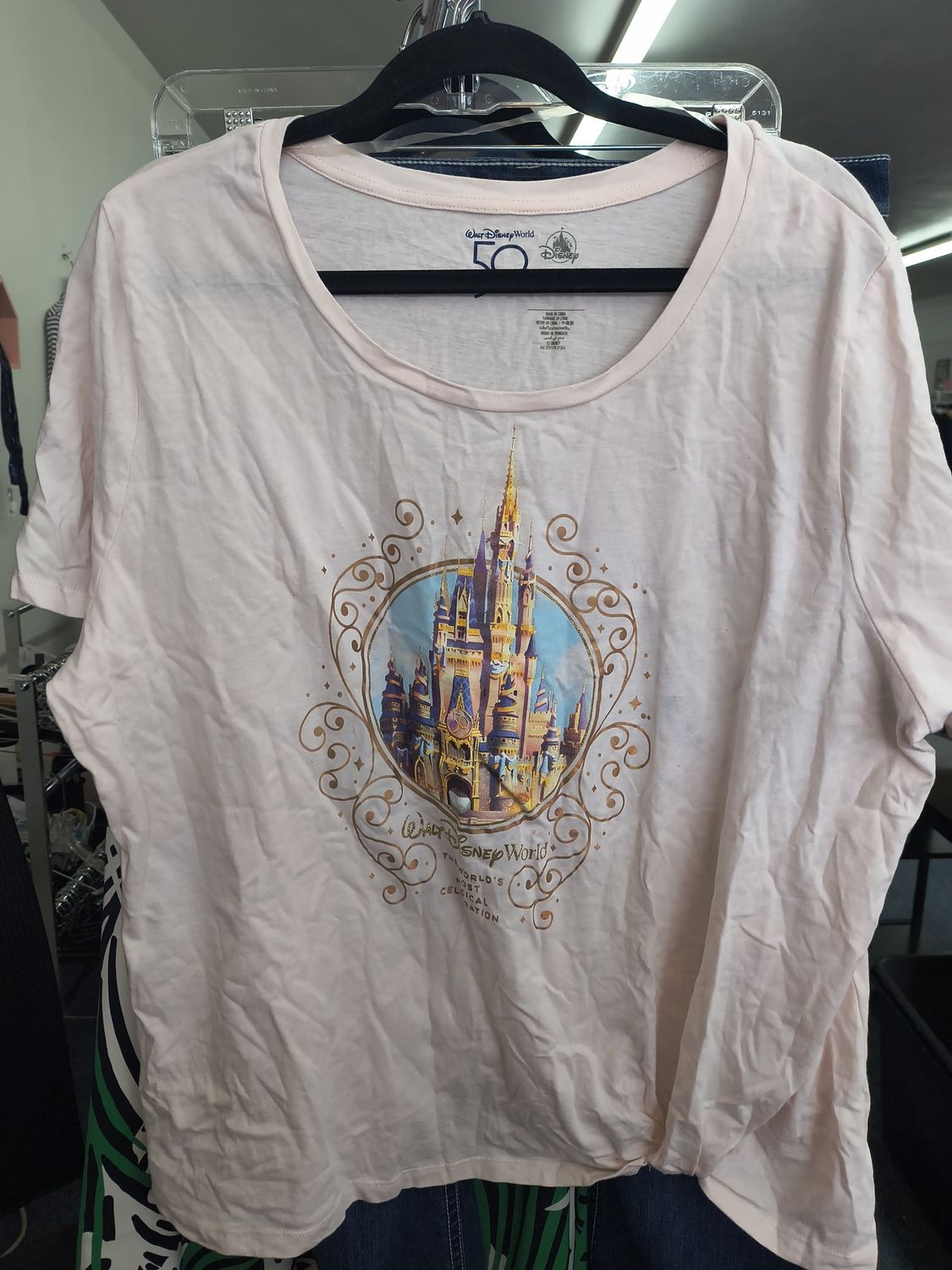 2x Walt Disney World light pink 50 Years tee Castle