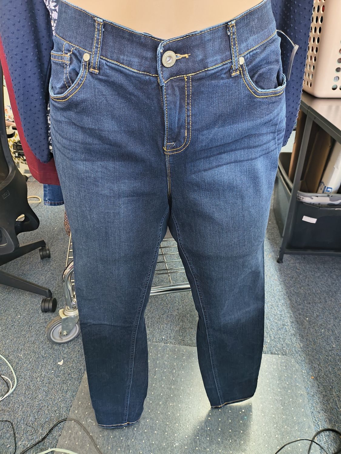 Size 18 tall Torrid bombshell skinny stretch dark wash jeans