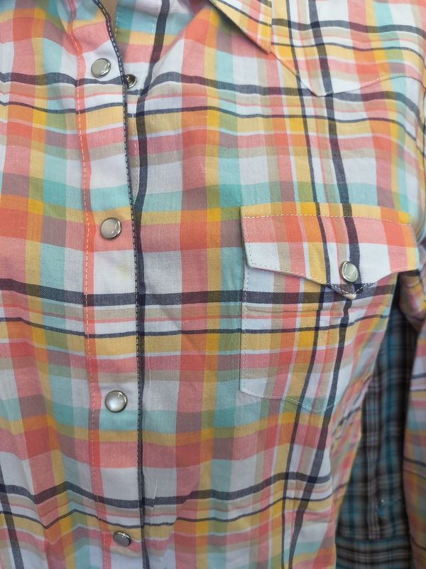 XL Wrangler Blues plaid pearl button western shirt vintage