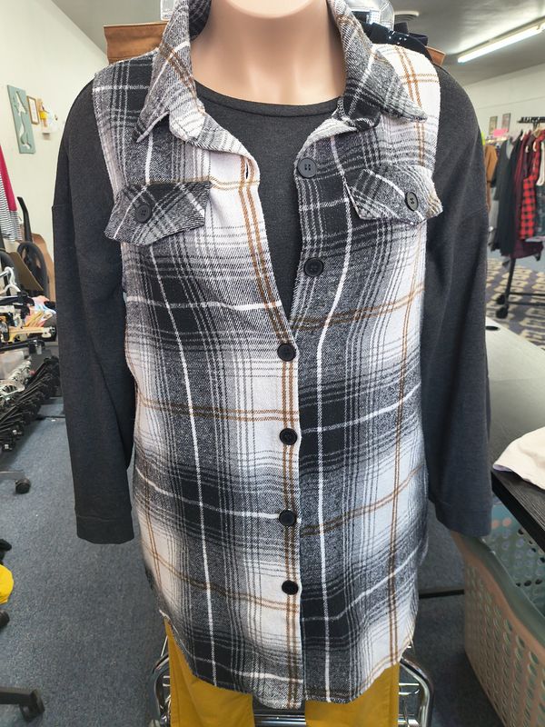 2x Shein Curve long plaid button front vest