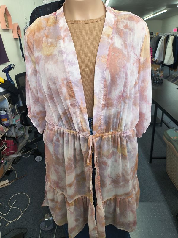 4x Maurices tie dye short sleeve kimono coverup