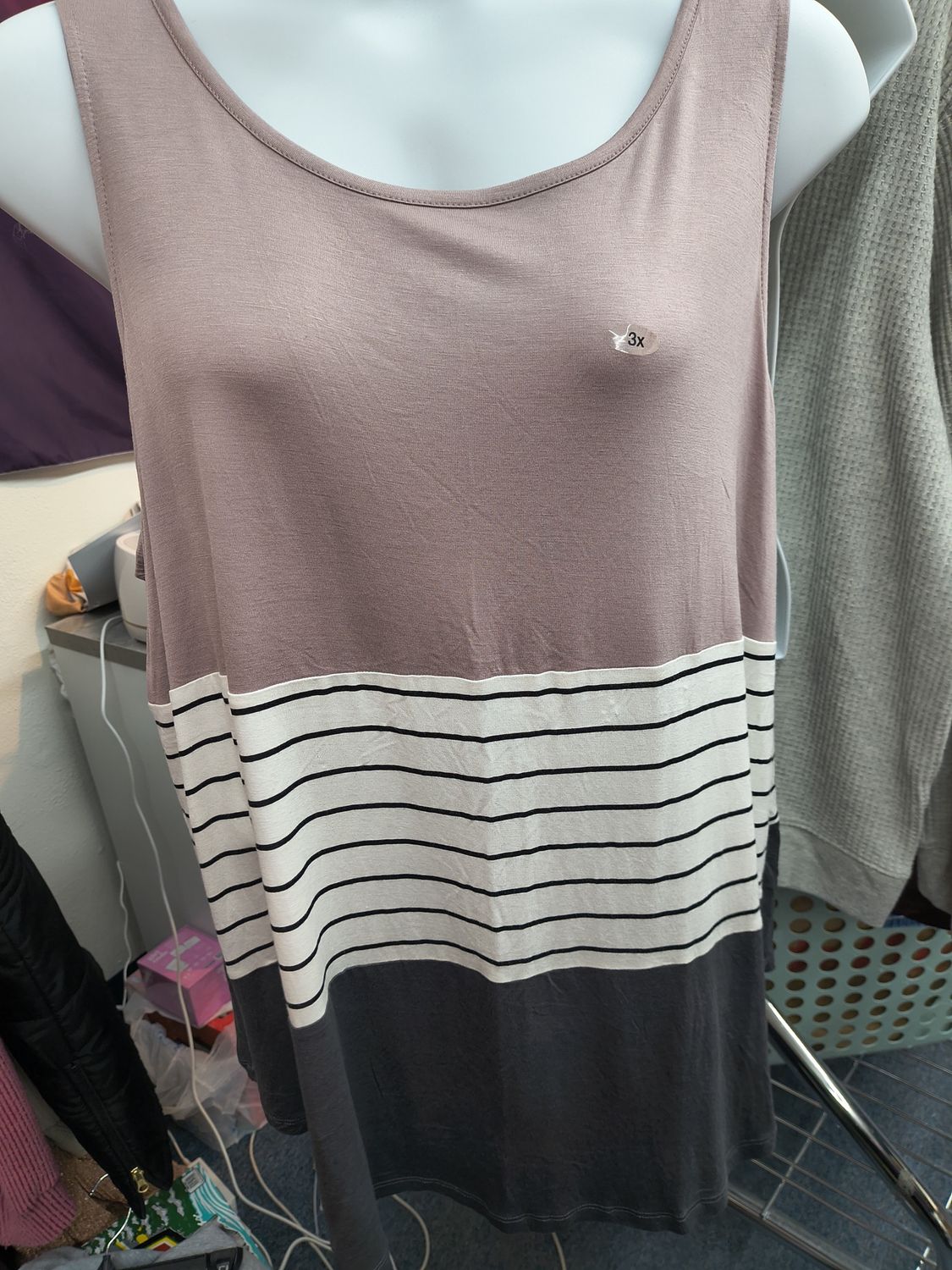 3x NWT Maurices layered tank top