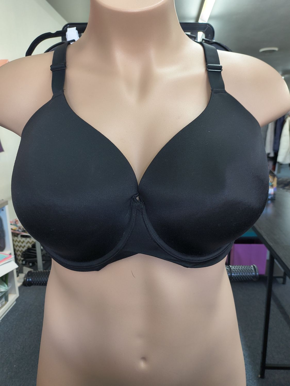 46C Auden black underwire bra convertible