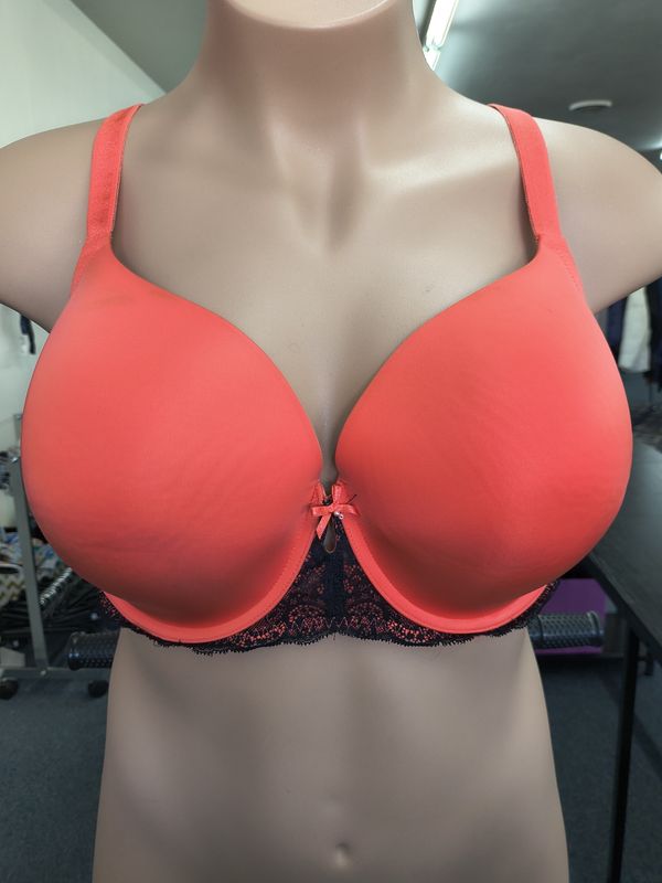 44DD Torrid pink and black lace trim sexy t-shirt balconette bra