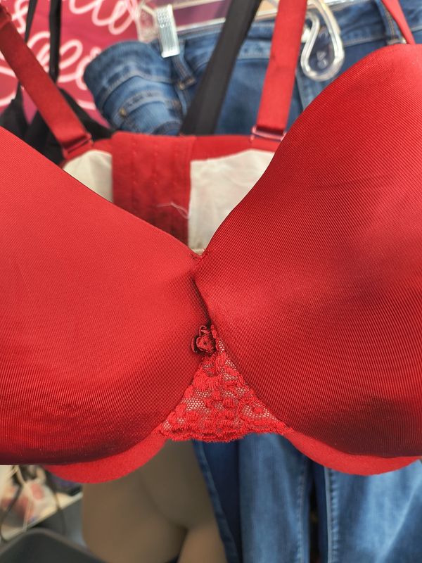 44DD Red lace sides bra convertible straps underwires