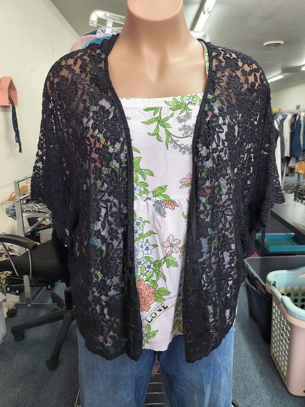 Size XXL Liberty Love black lace kimono coverup