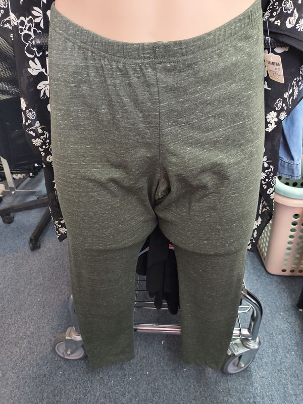 Size XXL Old Navy green knit leggings stretchy