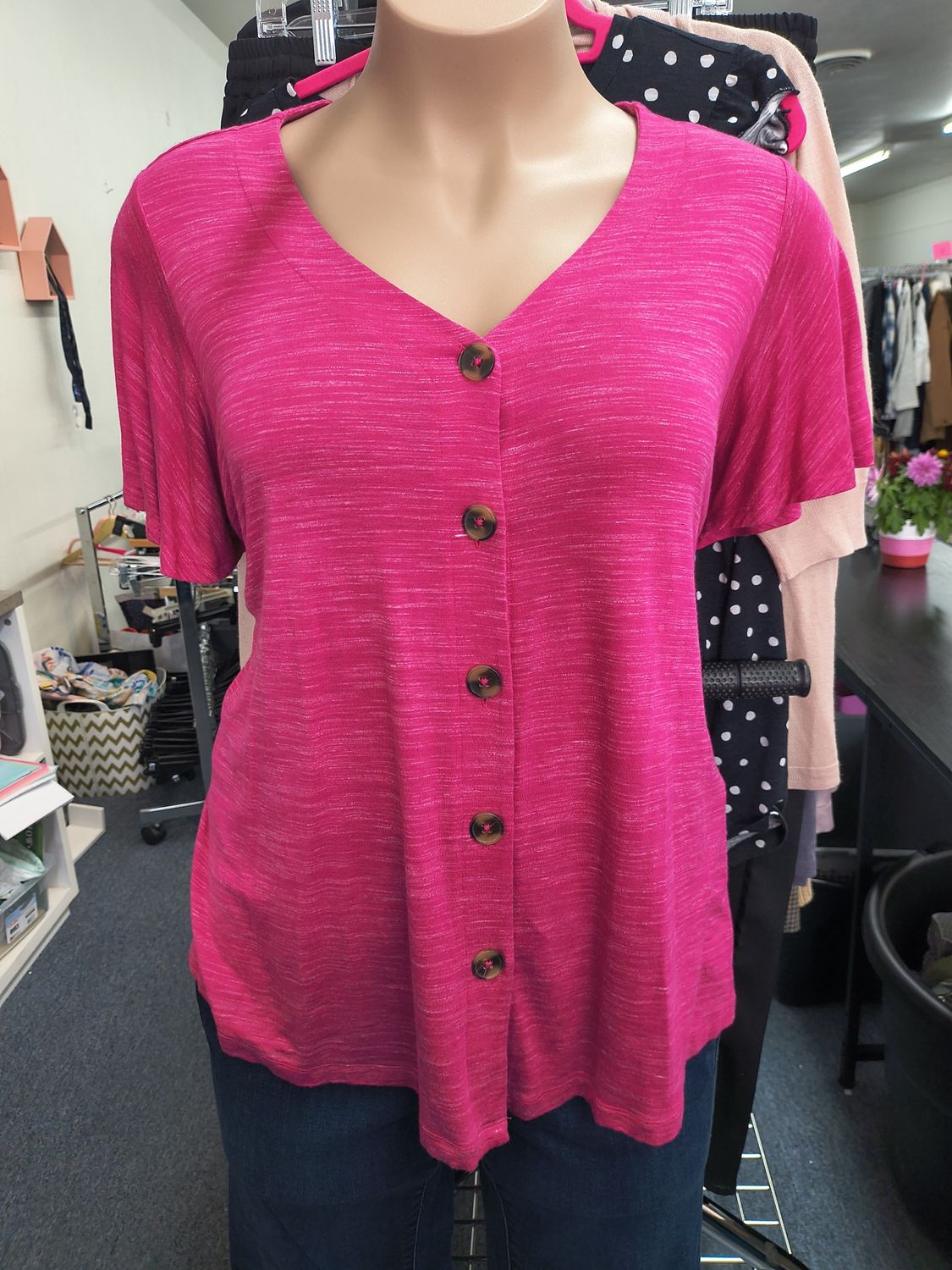 1x A.N.A. pink button front heathered stretch top