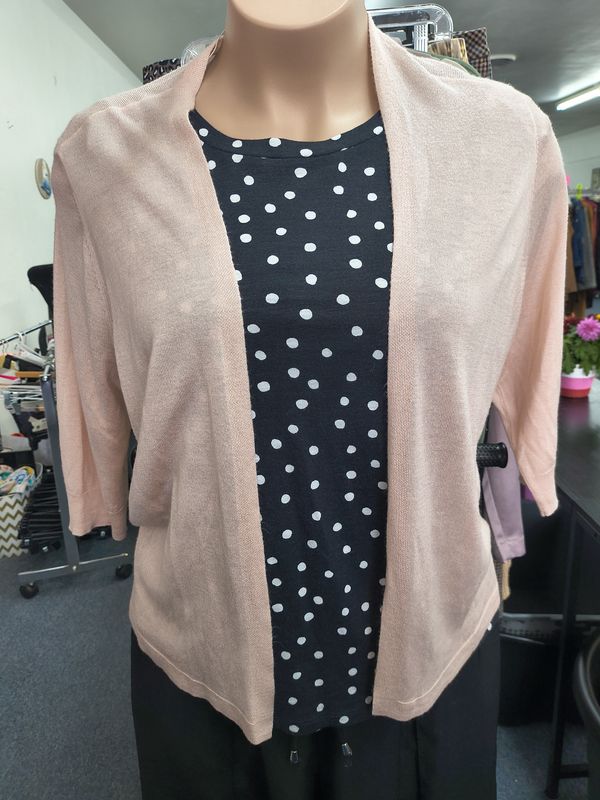 1x Worthington light pink lightweight cardigan
