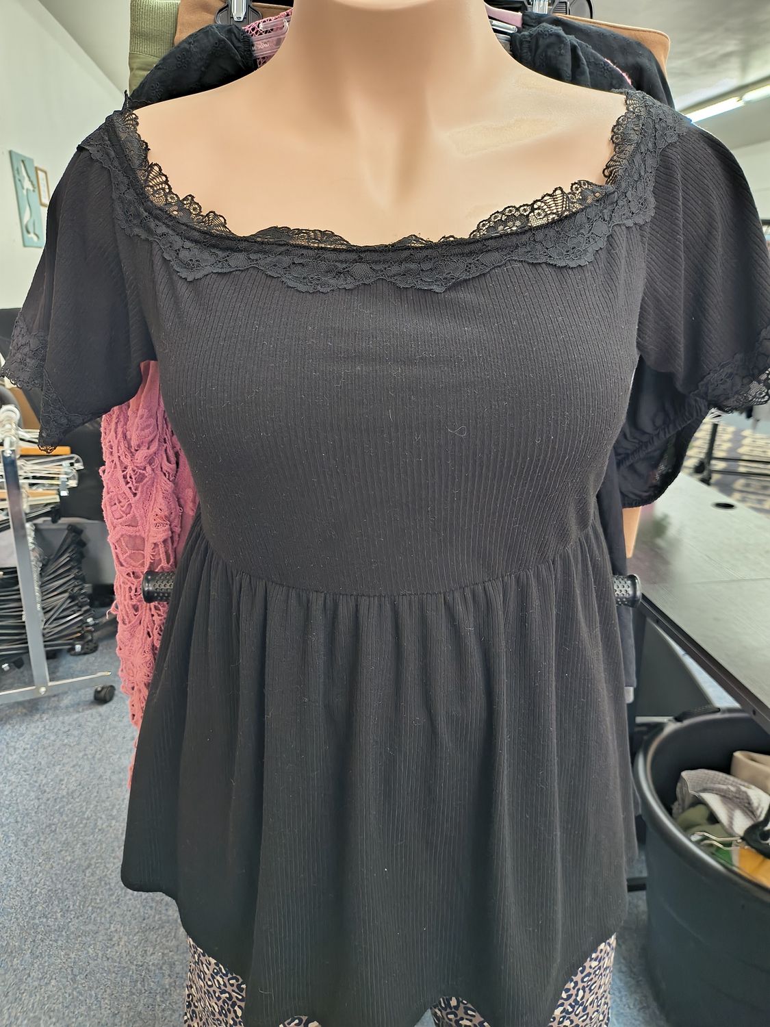 2x Torrid super soft ribbed black babydoll off the shoulder top