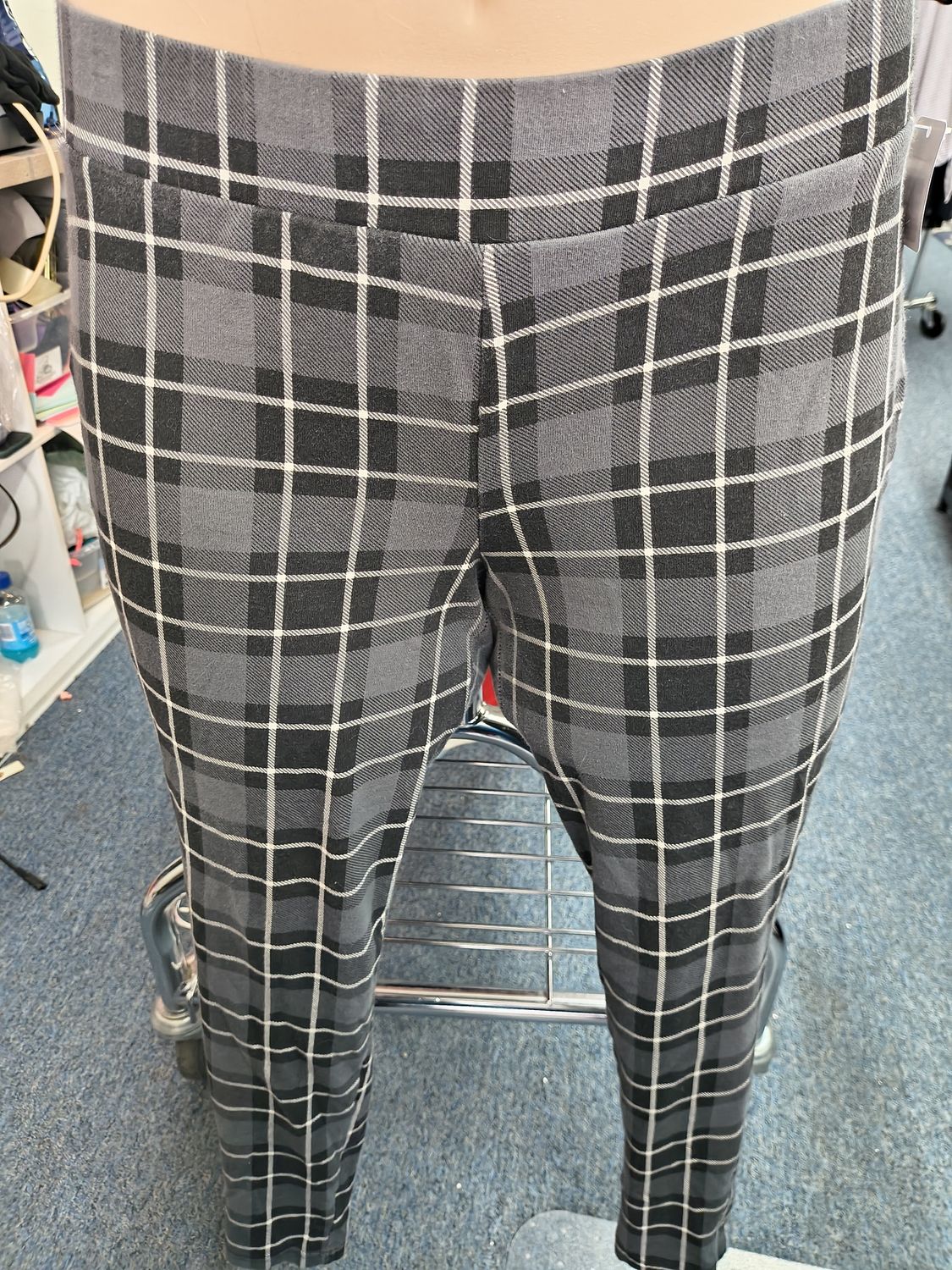 2x Torrid gray and black plaid knit leggings