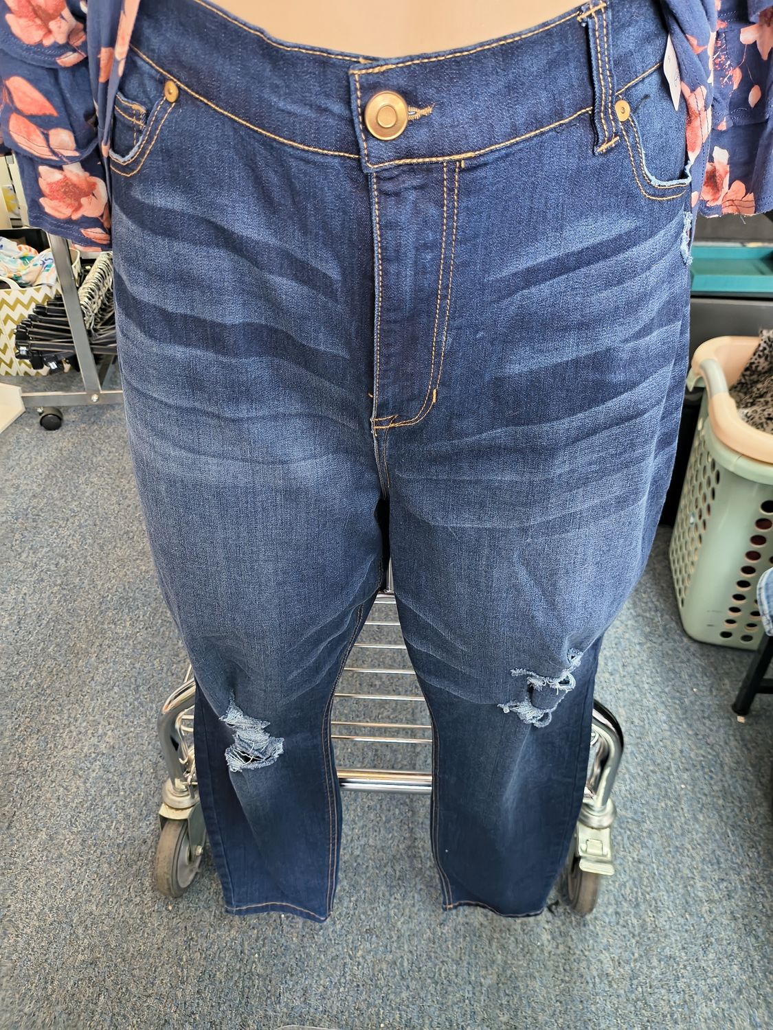 Size 18 A Beautiful Soul The Spice distressed skinny jeans