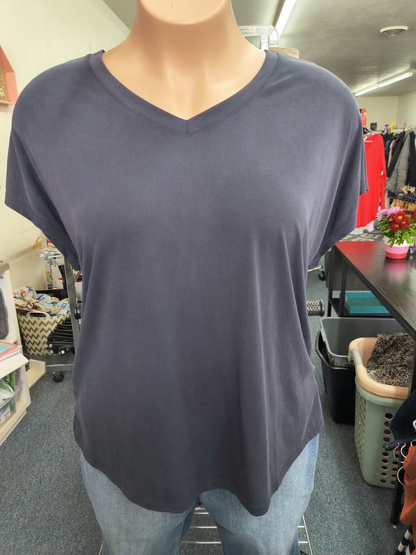 2x Maurices navy soft v-neck t-shirt top