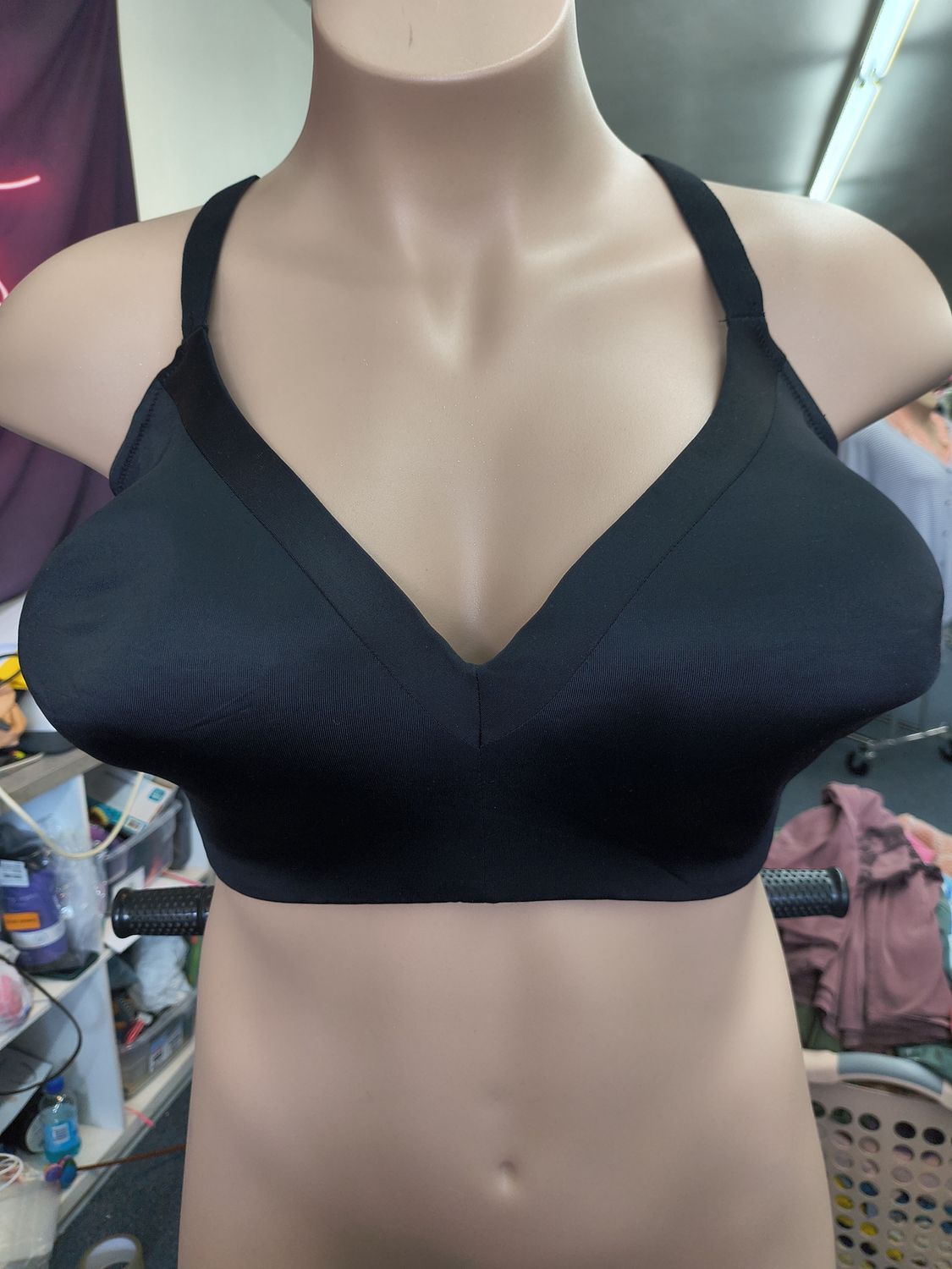 Size 46DDD Auden black lightly lined wireless bra