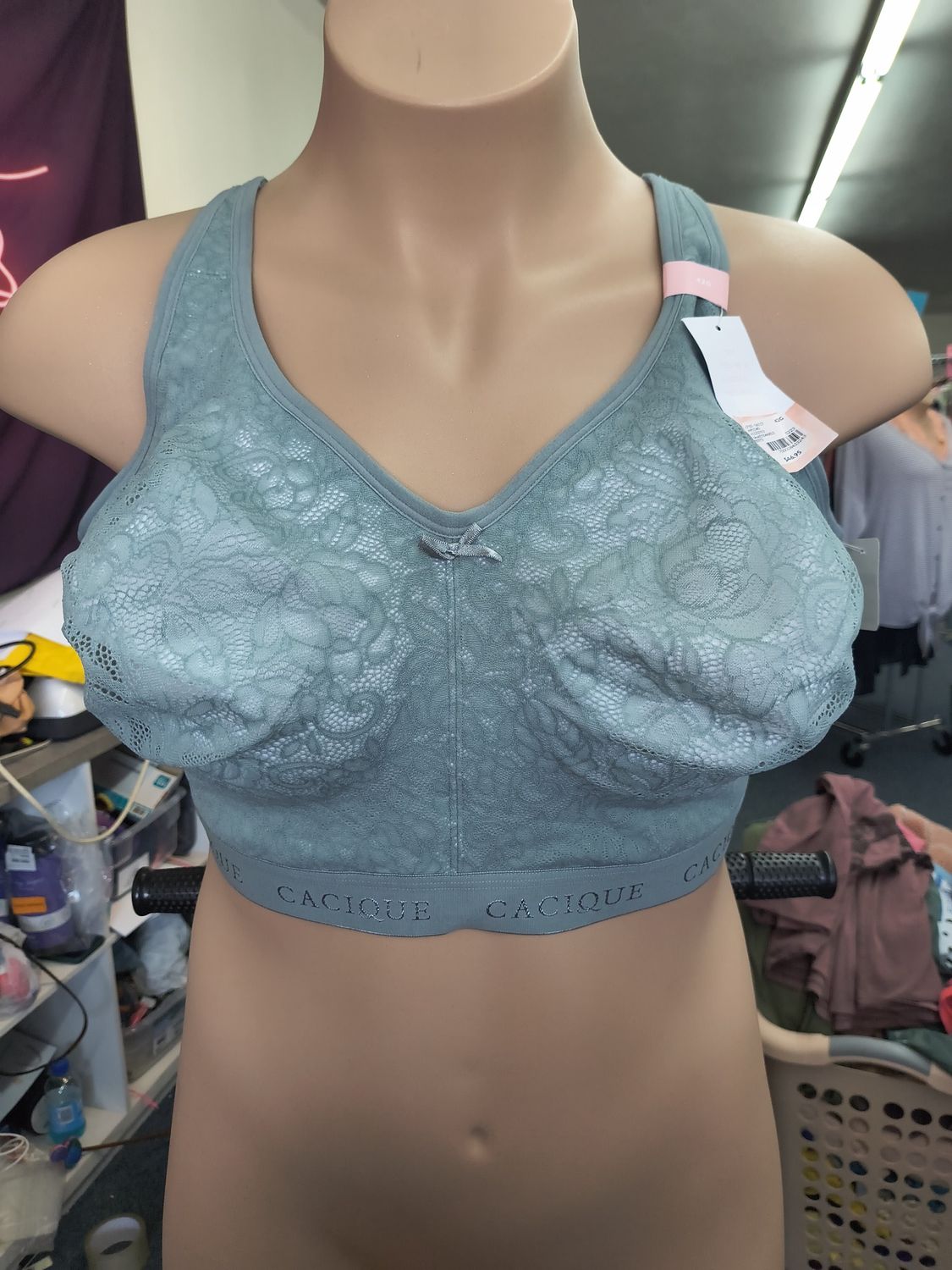 Size 42G Cacique NWT unlined full coverage no-wire lace cup bra