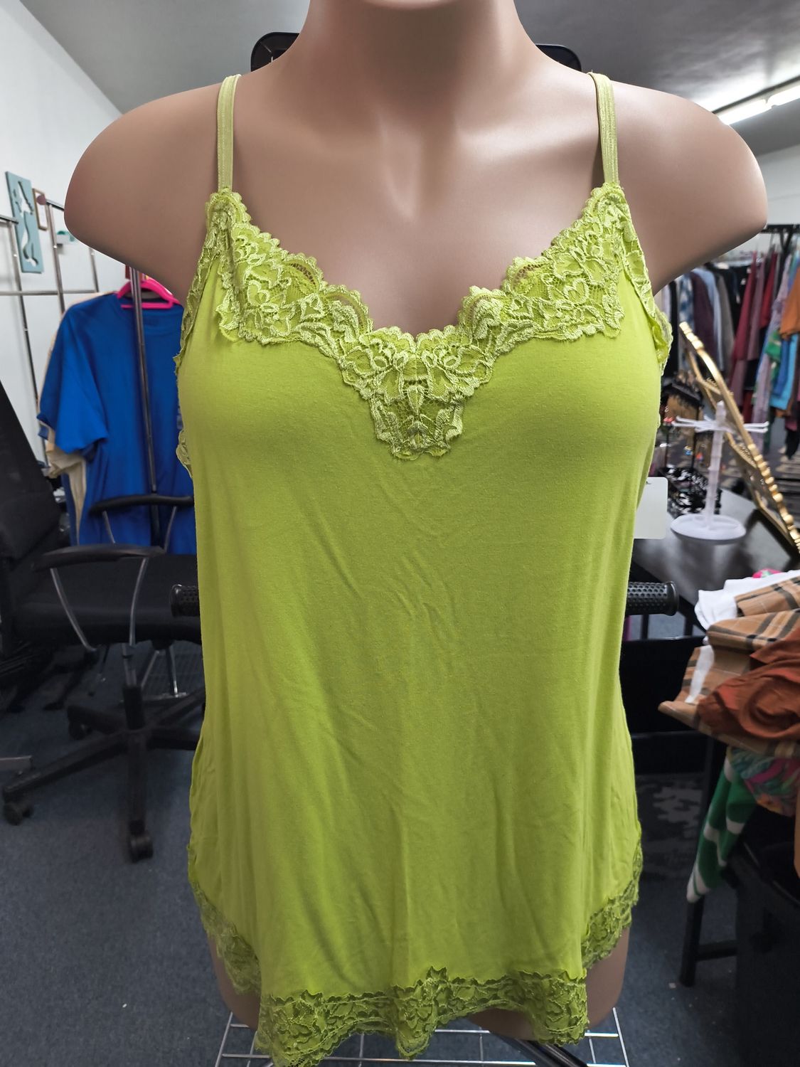 3x Lane Bryant bright green lace knit cami 22/24
