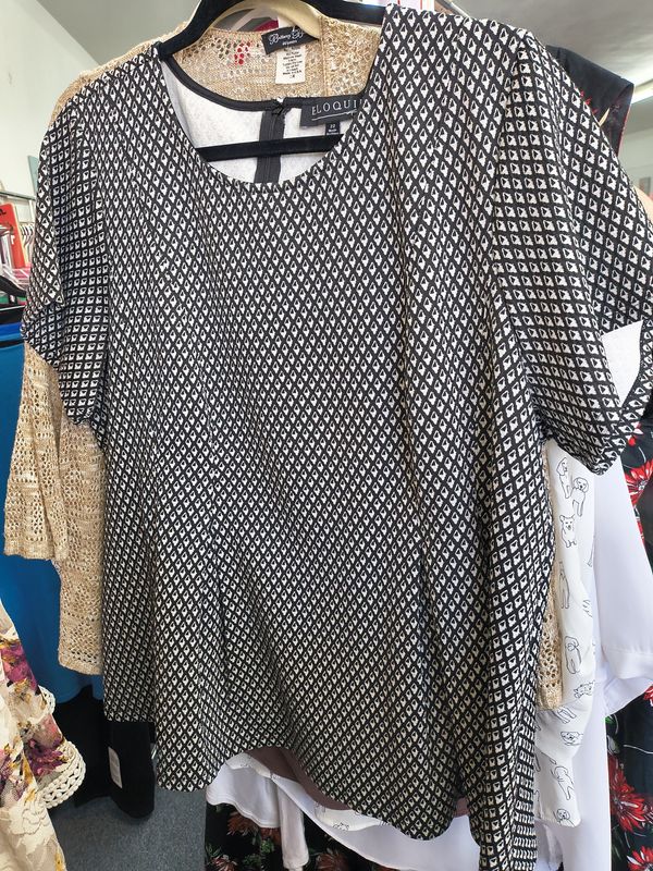 Size 22 Eloquii black and white pattern peplum top